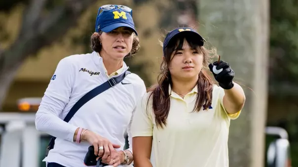 Jan Dowling, left, and Martha Kuwahara