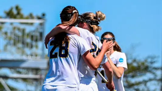 Ava Class, left, and Calli Norris