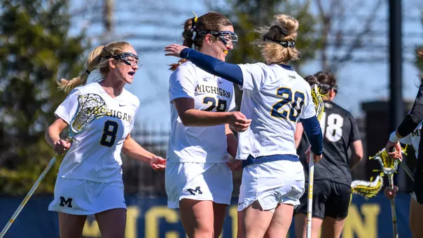 Peyton Shreves, Calli Norris, Ava Class