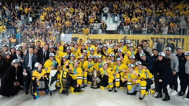 Ice Hockey 2026 Big Ten Tournament Champions Team Photo (Getty Images)