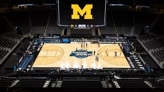 Men's basketball March Madness NCAA Tournament court