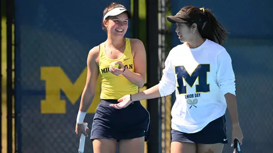 Lily Jones, Jessica Bernarles