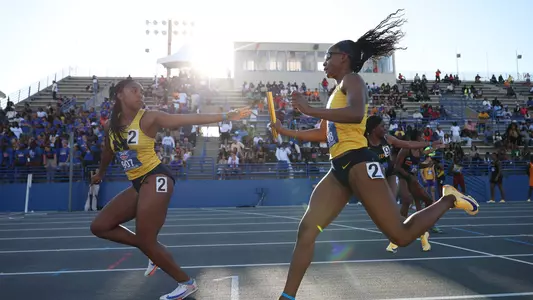 Sidney Green, left, and Trinity Henderson