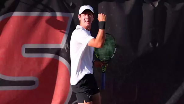 Evan Burnett (Texas Athletics)