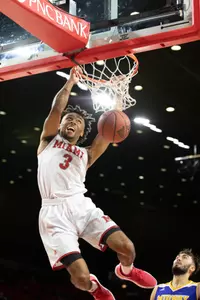 D3219 Mens Basketball vs Midway