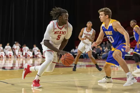 D3219 Mens Basketball vs Midway
