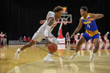 D3219 Mens Basketball vs Midway