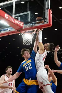 D3219 Mens Basketball vs Midway