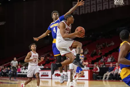 D3219 Mens Basketball vs Midway