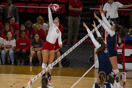 D1820 Volleyball vs UD