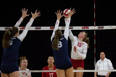D1820 Volleyball vs UD