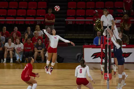 D1820 Volleyball vs UD