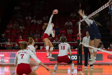 D1820 Volleyball vs UD