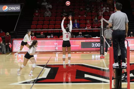 Lydia Harper (Volleyball)