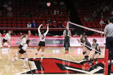 Lydia Harper (Volleyball)