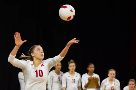 Ellie Hanson Serve