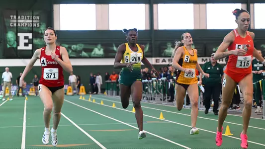 Abby Suszek indoor 400m MAC 2024 championship