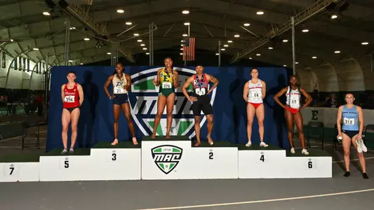 Camryn Dunn 200m podium MAC 2024 indoors