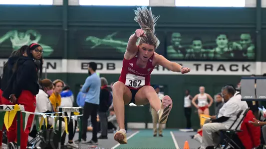Elle Miller MAC indoors 2024