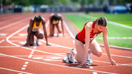 Abby Suszek starting blocks
