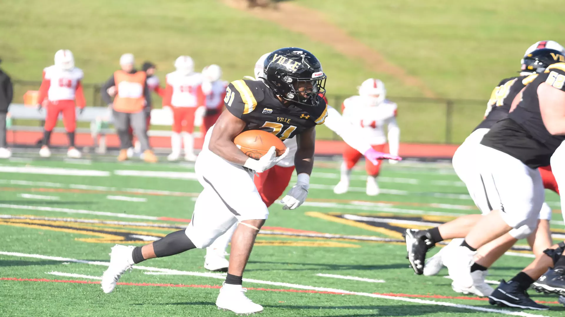 Football vs Edinboro