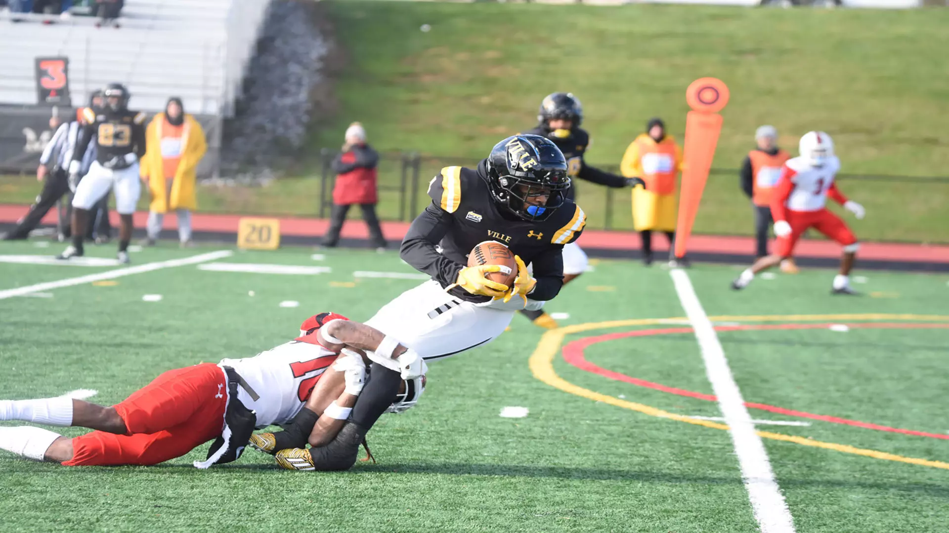 Football vs Edinboro