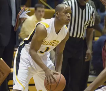 Hot-Shooting Marauders Notch Second Straight Image