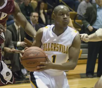 McDurfee's Late Basket Lifts Marauders to Win at Cheyney Image