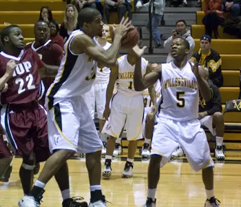 Marauders Hit Road for Start of PSAC East Action Image
