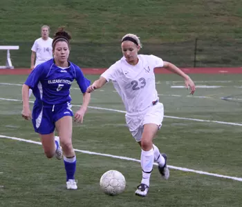 Second Half Comeback Pushes Marauders Past Wilmington Image