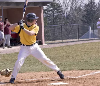 Marauders Split With Kutztown; Narrowly Miss Playoff Berth Image