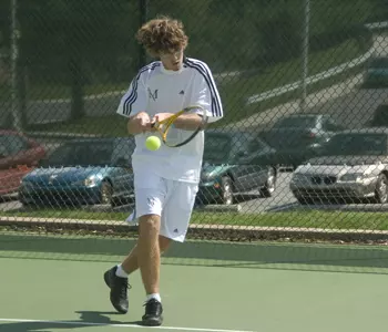 Men's Tennis Blanked by Queens College Image