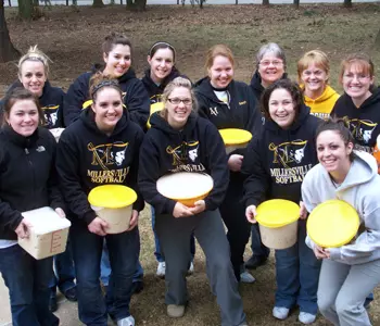 MU Softball Volunteers at House of Hope