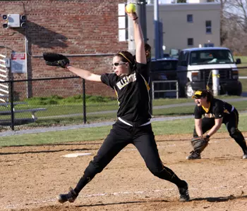 Softball Evens Record With Sweep of Bowie State Image
