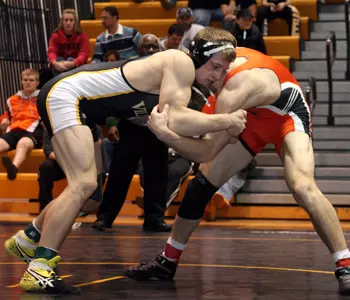 Hostetter Advances at NCAA Championships Image