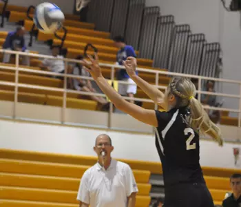 Katie Lesinksi Hitting