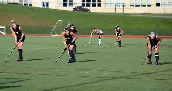 field hockey players