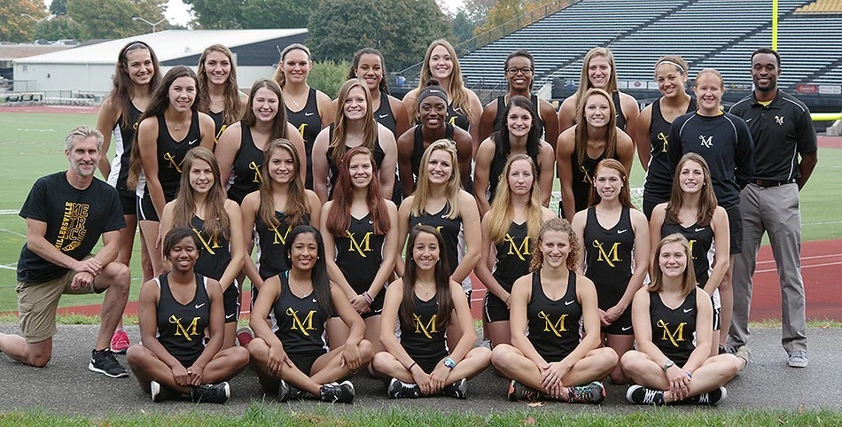 2015-2016 Indoor Track Team Picture