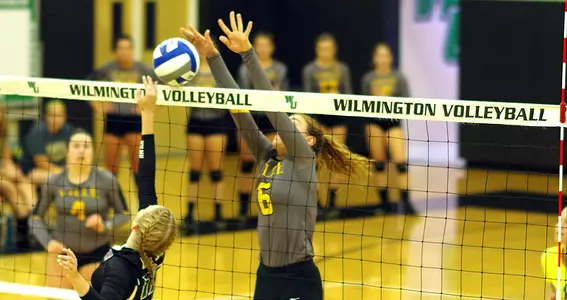 Volleyball sweeps Elizabethtown for third-straight win Image