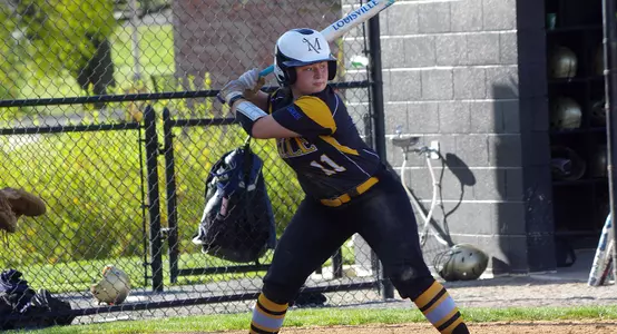 Softball sweeps Goldey-Beacom Image