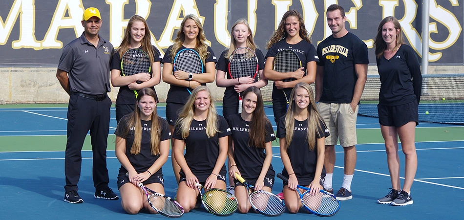 Women's Tennis Team Photo