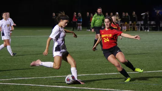 Talia Grynkewicz 10-30 PSAC Quarter