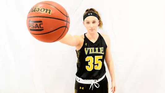 Olivia Richardson Action 3