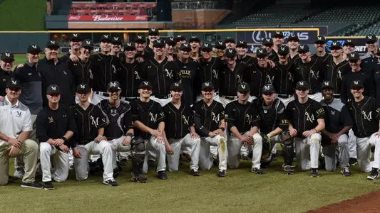 baseball group shot texas