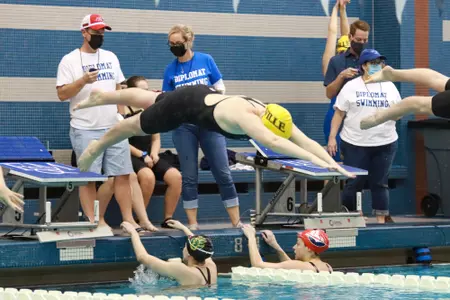 Women's Swimming