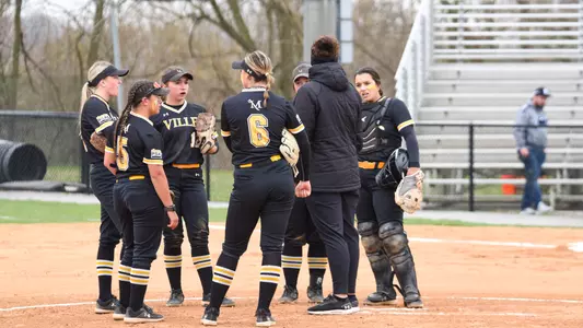 Softball vs Chestnut Hill