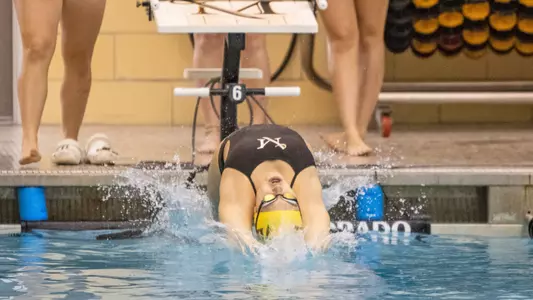 Women's Swim