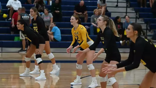 Women’s volleyball unable to hang on against Georgian Court Image