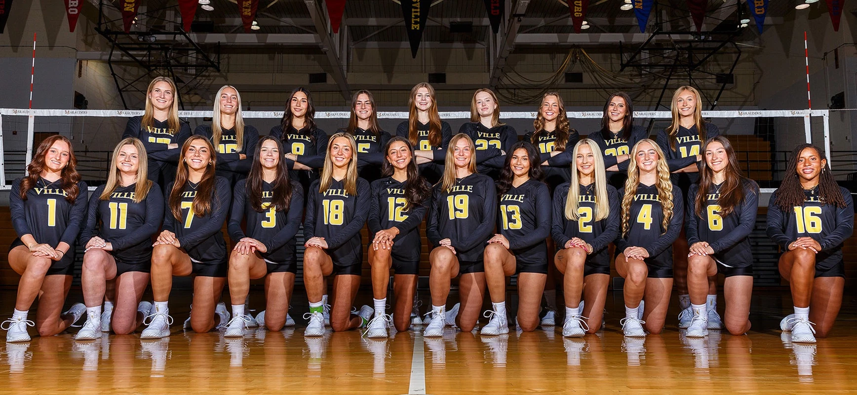 volleyball team photo