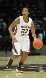 Jaleshia Roberson scored 23 points and hit seven 3s